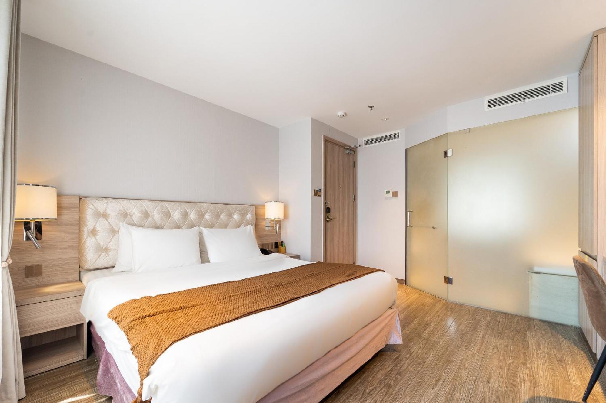 Nicecy Hotel Suites & Spa Ho Chi Minh-staden Exteriör bild